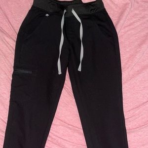 Black FIGS Joggers Scrub Pants